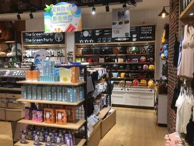 做一个好玩的杂货店，也是门学问 | iziRetail热点连锁店